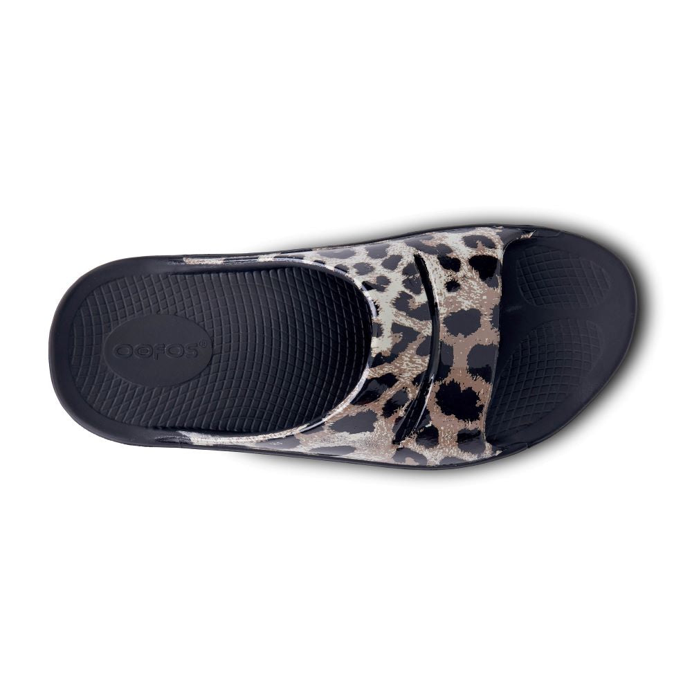 OOFOS Cheetah/Leopard Print Limited Edition OOlala Sandals