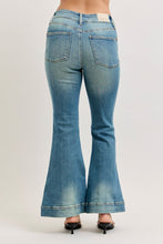 'Judy Blue Jeans' High Waisted Vintage Flare Jeans - Medium Wash