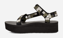 'Teva' Women's Flatform Universal Sandal - Retro Shapes Black