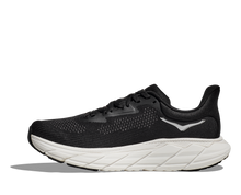 'Hoka' Men's Arahi 7 - Black / White