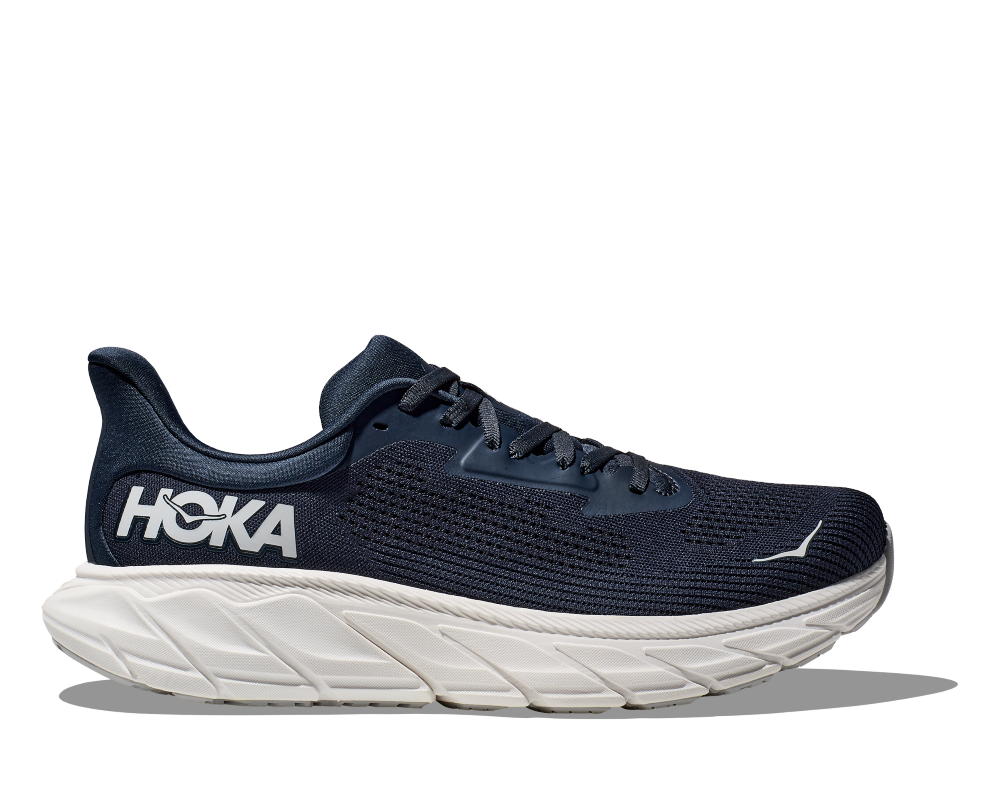 'Hoka' Men's Arahi 7 - Outer Space / White