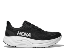 'HOKA' Women's Arahi 8 - Black / White