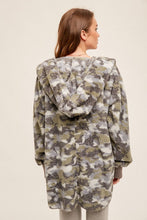 'Hem&Thread' Women's Oversized Hooded Sweater - Grey / Camo