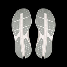 'On Running' Women's Cloudsurfer Max - Iceberg / Ivory