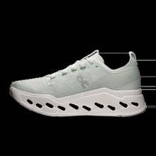 'On Running' Women's Cloudsurfer Max - Iceberg / Ivory