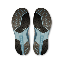 'On Running' Women's Cloudsurfer Trail 2 - Glacier / Dust