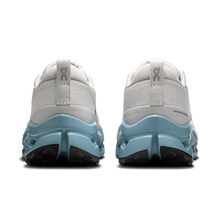 'On Running' Women's Cloudsurfer Trail 2 - Glacier / Dust