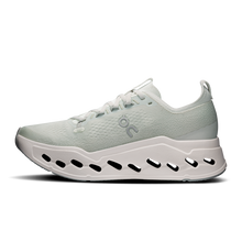 'On Running' Women's Cloudsurfer Max - Iceberg / Ivory