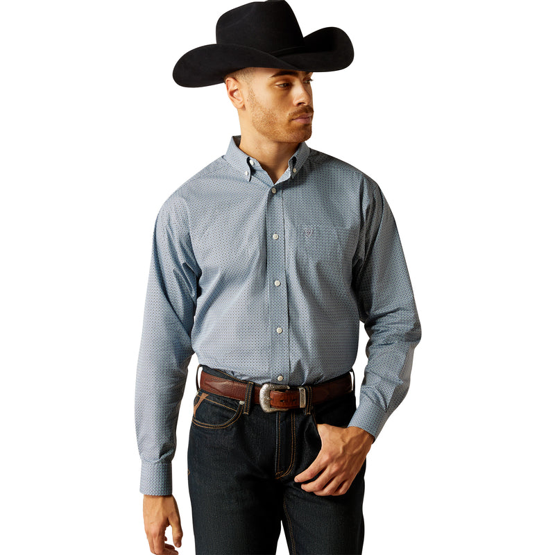 'Ariat' Men's Wrinkle Free Leonard Classic Fit - Light Blue