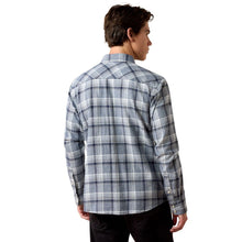 'ARIAT' Men's Retro Harish Plaid Fitted Snap Shirt - Sargasso Sea