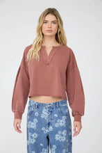 'Blu Pepper' Women's Notch Neck Long Sleeve Top - Terracotta
