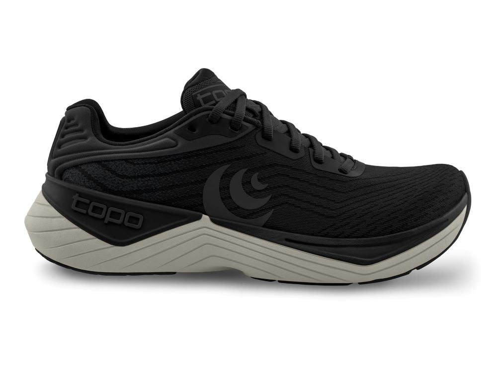 'Topo Athletic' Men's Ultrafly 5 - Black / Charcoal