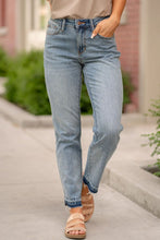 Judy Blue Jeans' Women's Rigid Magic Boyfriend Jean - Medium Blue (Plus Size)