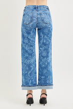 'Risen' Women's Mid Rise Ankle Jeans - Medium Wash