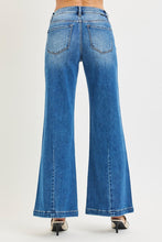 'Risen' Women's Mid Rise Wide Legged Jeans - Medium Wash
