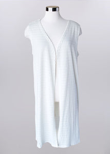 'Keren Hart' Women's Knit Vest - Ivory (Ext. Sizes)