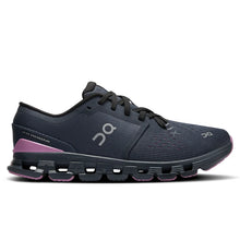 'On Running' Women's Cloud X 4 - Navy / Sakura