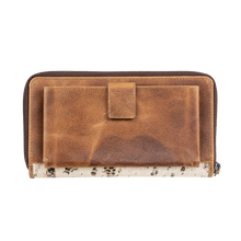 'Carroll Companies-STS' Women's Serengeti Bentley Wallet - Brown / Ivory