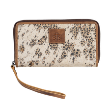 'Carroll Companies-STS' Women's Serengeti Bentley Wallet - Brown / Ivory