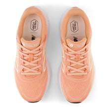'New Balance' Women's Fresh Foam 680V8 - Peach Nectar