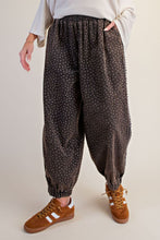 'Easel' Women's Floral Joggers - Ash Mocha