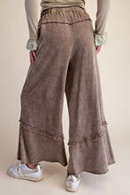 'Easel' Women's Wide Leg Pants - Olive Green