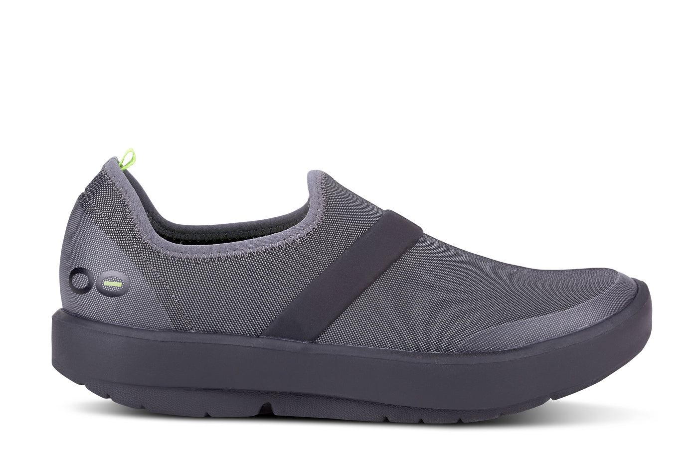 OOFOS Women s OOmg Fibre Low Slip On Black Grey Trav s