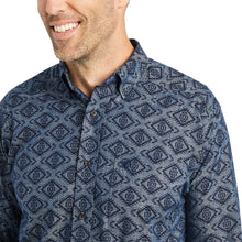 'Ariat' Men's Keanu Classic Fit Button Down - Chambray Blue