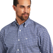 'Ariat' Men's Wrinkle Free Ernest Classic Fit Button Down - Nocturnal Blue